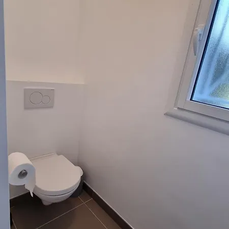Tre Les Pins, 7 Chambres, A 100m Du De Villa *